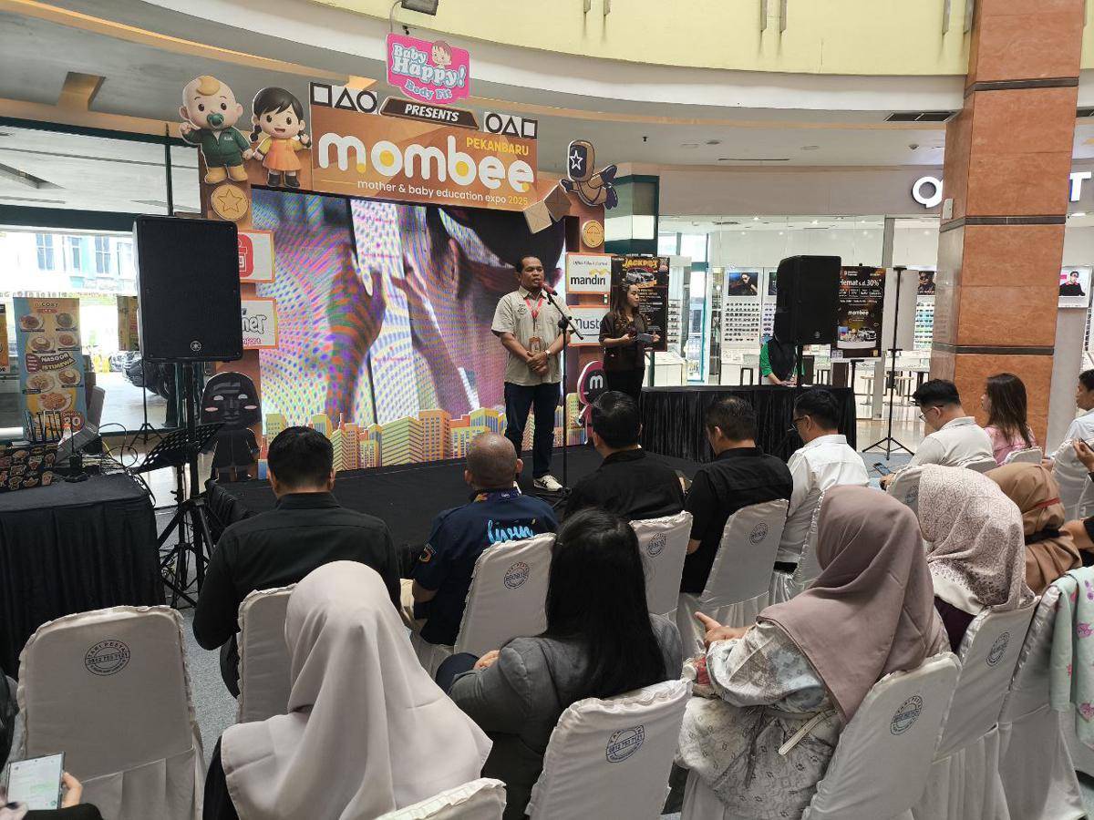 Opening ceremony Mombee Expo Pekanbaru (IDN Times/ Fanny Rizano)