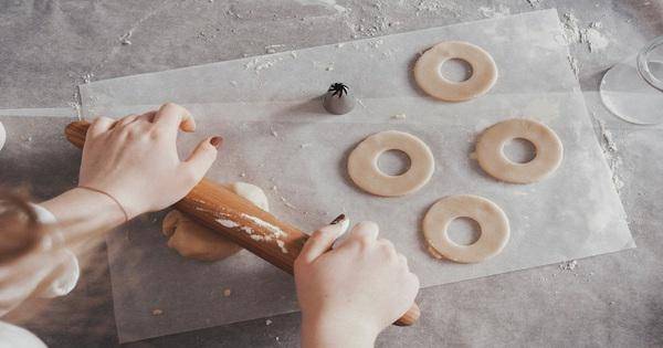 Ilustrasi mencetak donat (unsplash.com/Katerina Smirnova)