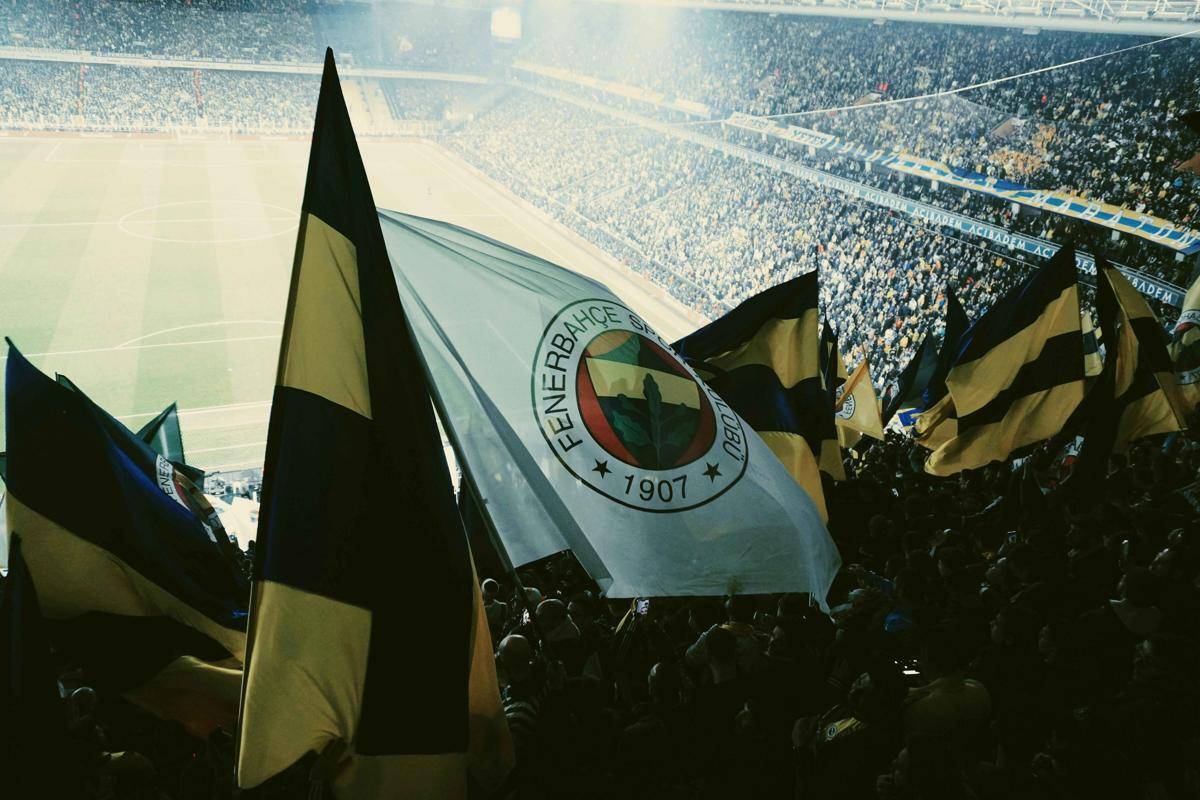 ilustrasi logo Fenerbahce