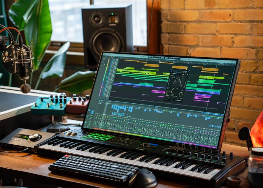 illustrasi produksi audio (unsplash.com/Techivation)