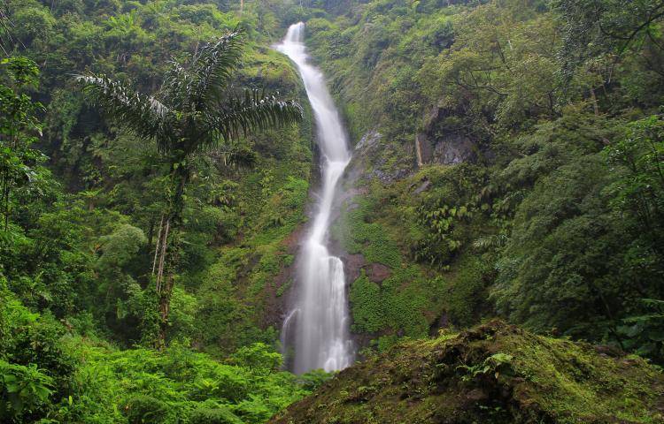 Curug Cibareubeuy di Subang 