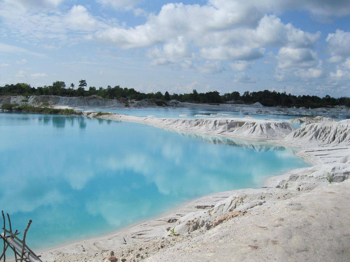 Ilustrasi Danau Kaolin Bangka (pixabay.com/arifdj)