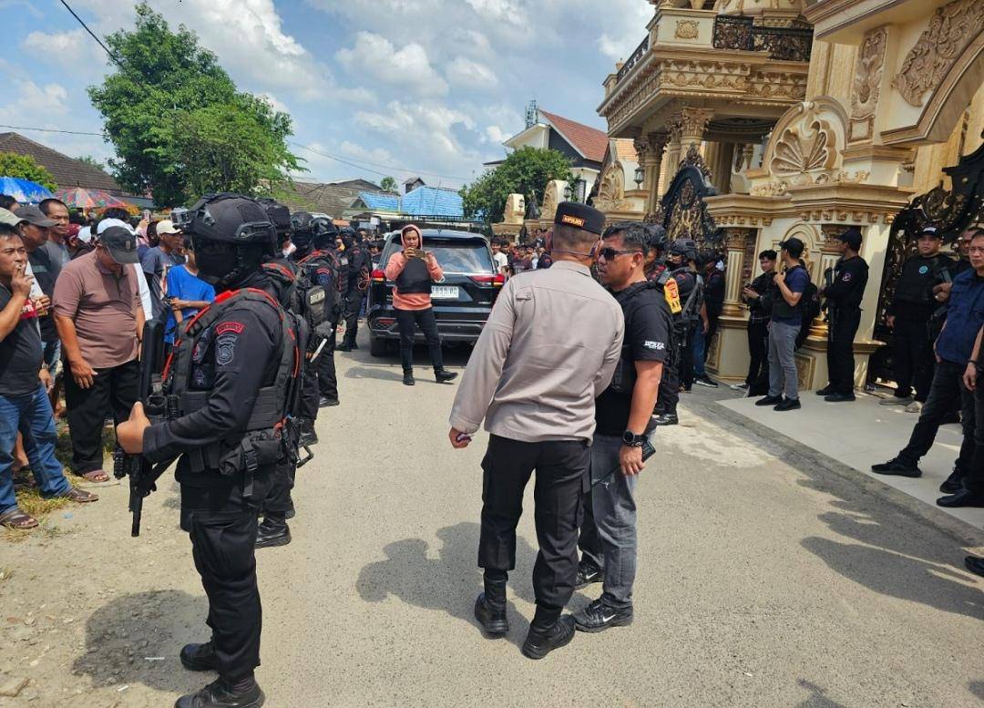 Rumah mewah di Tulung Selapan OKI digeledah dan disegel BNN.