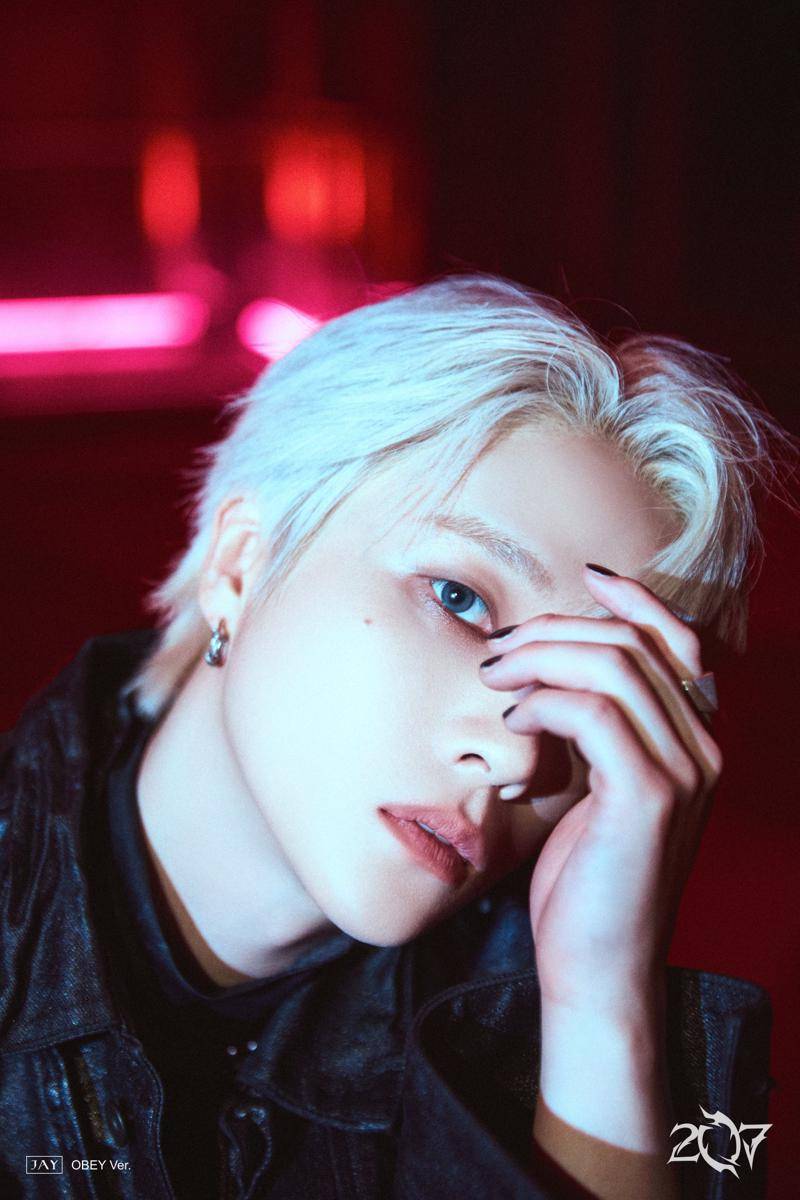 potret JAY iKON di full album 207 (x.com/iKONIC_143)