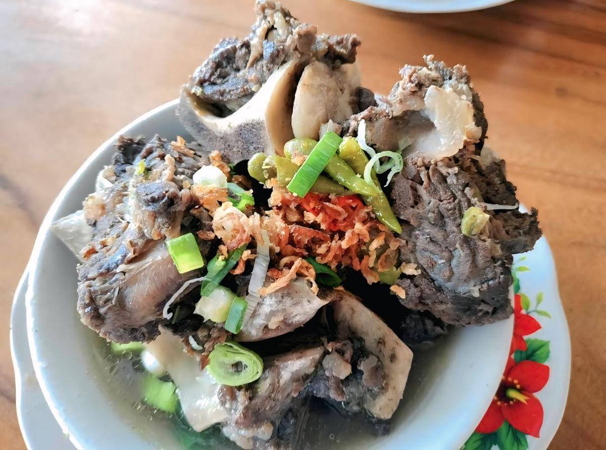 Sop Mak Garang (google.com/maps/Mo's)