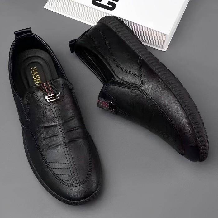 Leedoo Sepatu Slip On MC446 (tokopedia.com/vonysil)