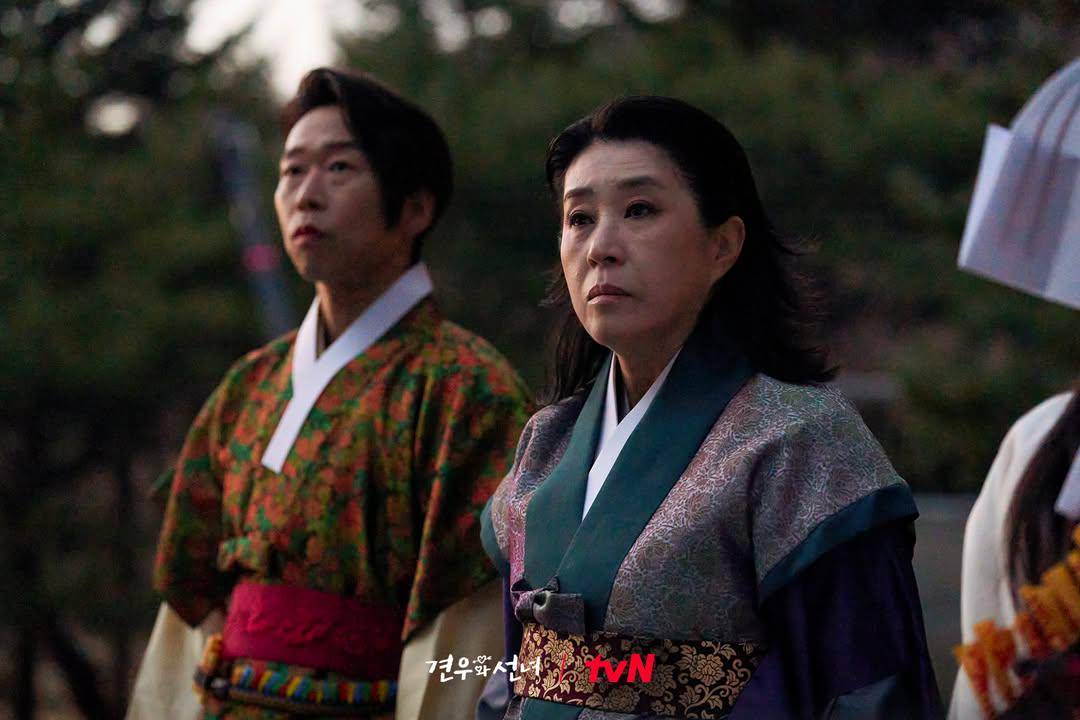 cuplikan drama Head Over Heels (instagram.com/tvn_drama)
