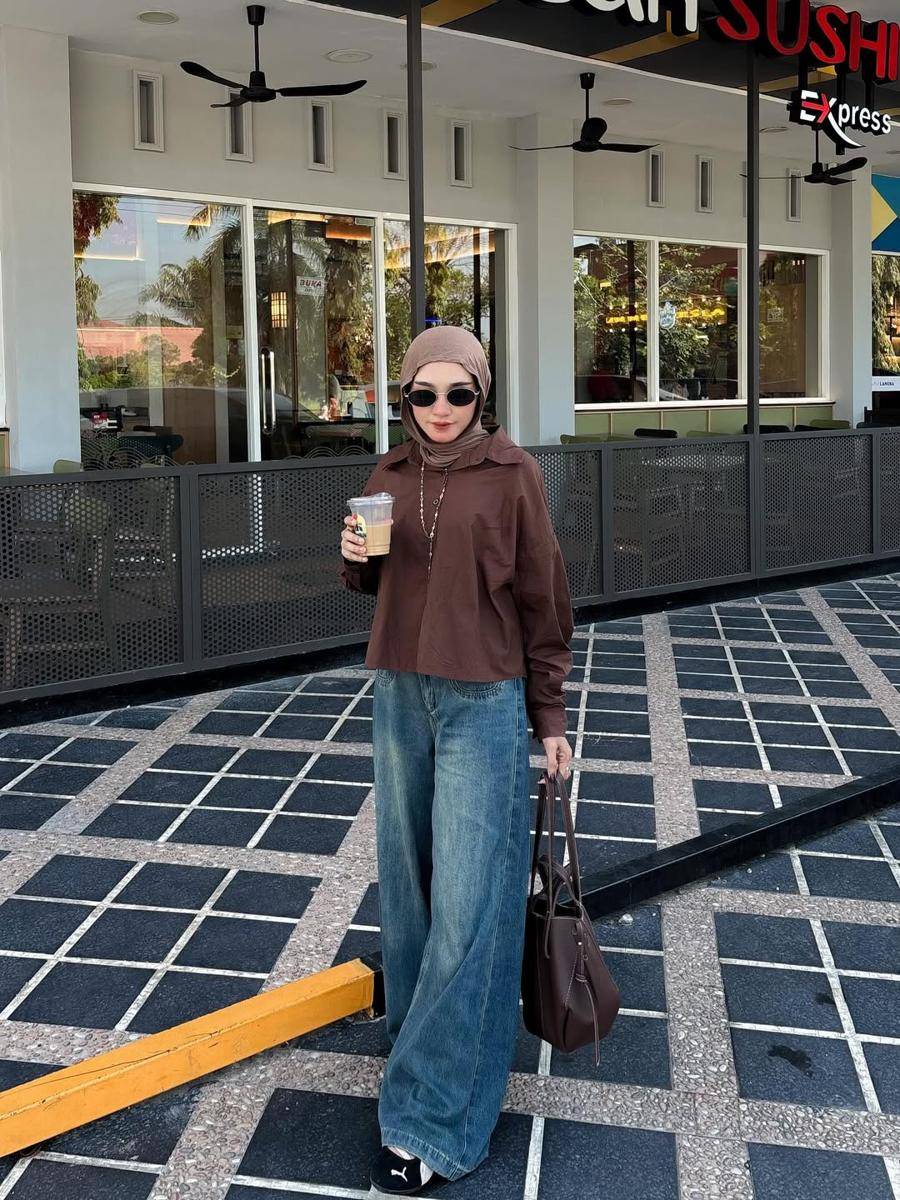 Outfit Lisna Feri 