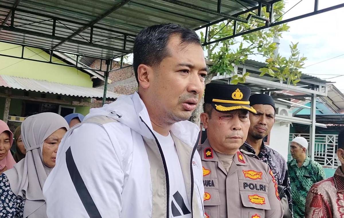 Ade Jona selaku Anggota DPR RI komisi XII (IDN Times/Eko Agus Herianto)