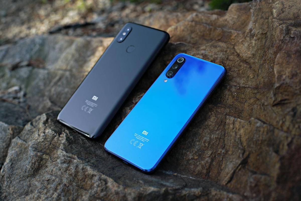 HP Xiaomi (unsplash.com/MateuszTworuszka)
