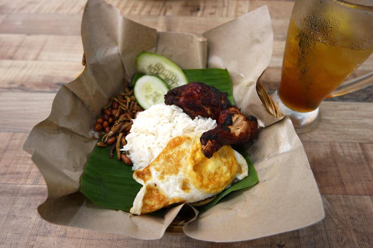 Ilustrasi Rumah Makan Padang (Pixabay/Ann San)
