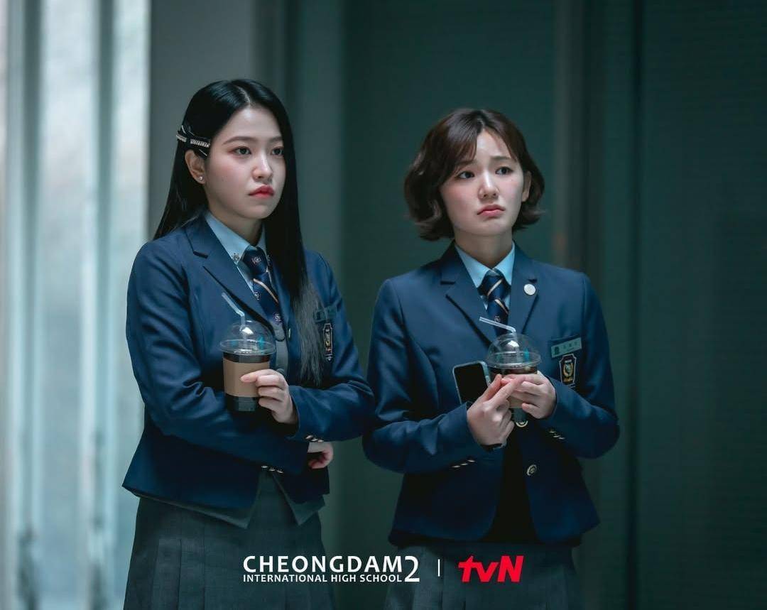 Yeri dan Lee Eun Saem di drama Bitch X Rich 2 (instagram.com/tvn.asia)