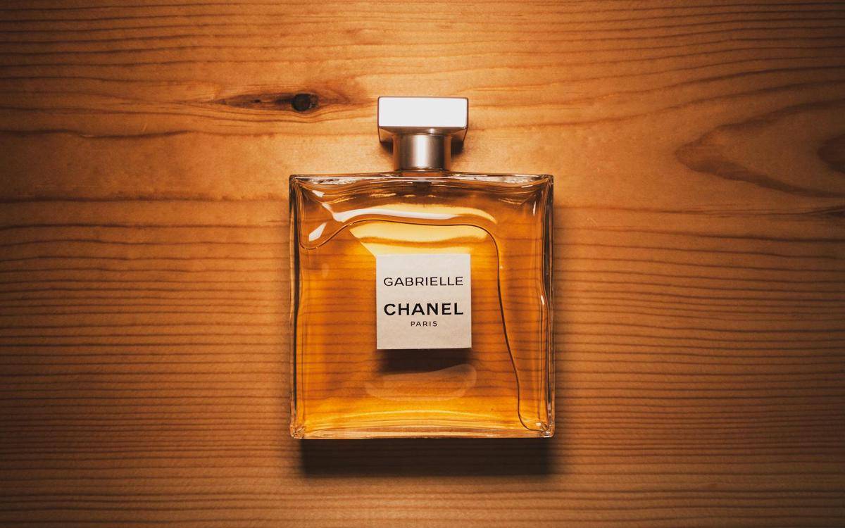 ilustrasi designer parfum (pexels.com/KadeJermark)