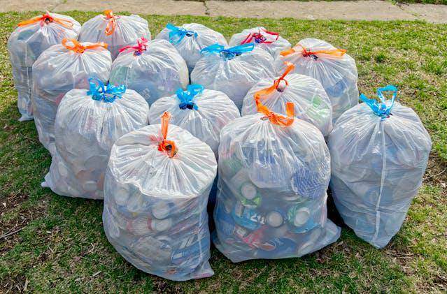 ilustrasi sampah plastik (pexels.com/Loren Biser)