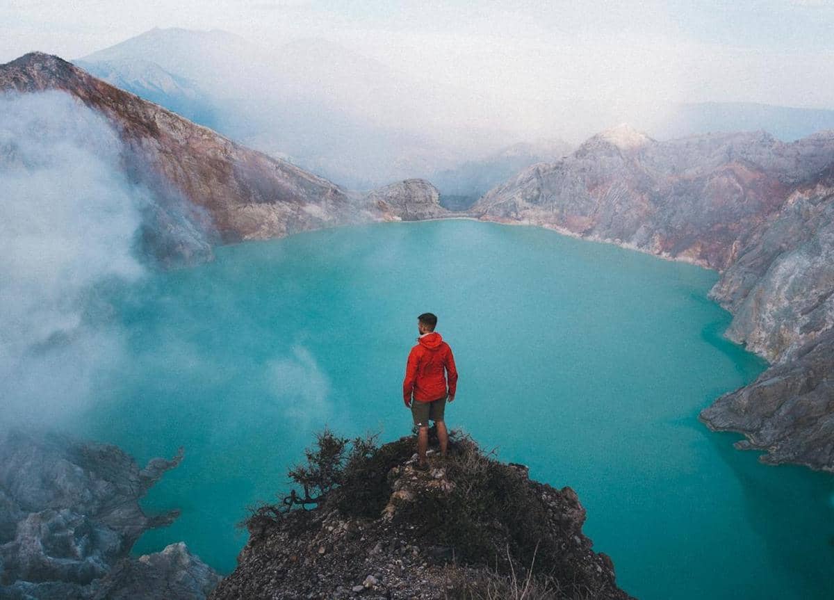 ilustrasi Kawah Ijen