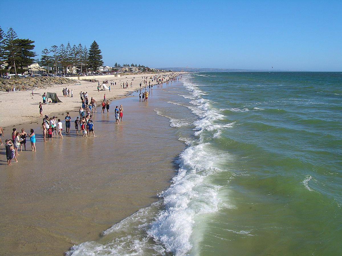 potret Henley Beach (commons.wikimedia.org/Vmenkov)