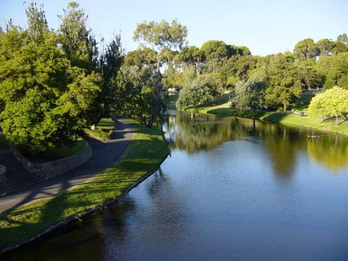 potret River Torrens Linear Park Trail (commons.wikimedia.org/WT-shared)