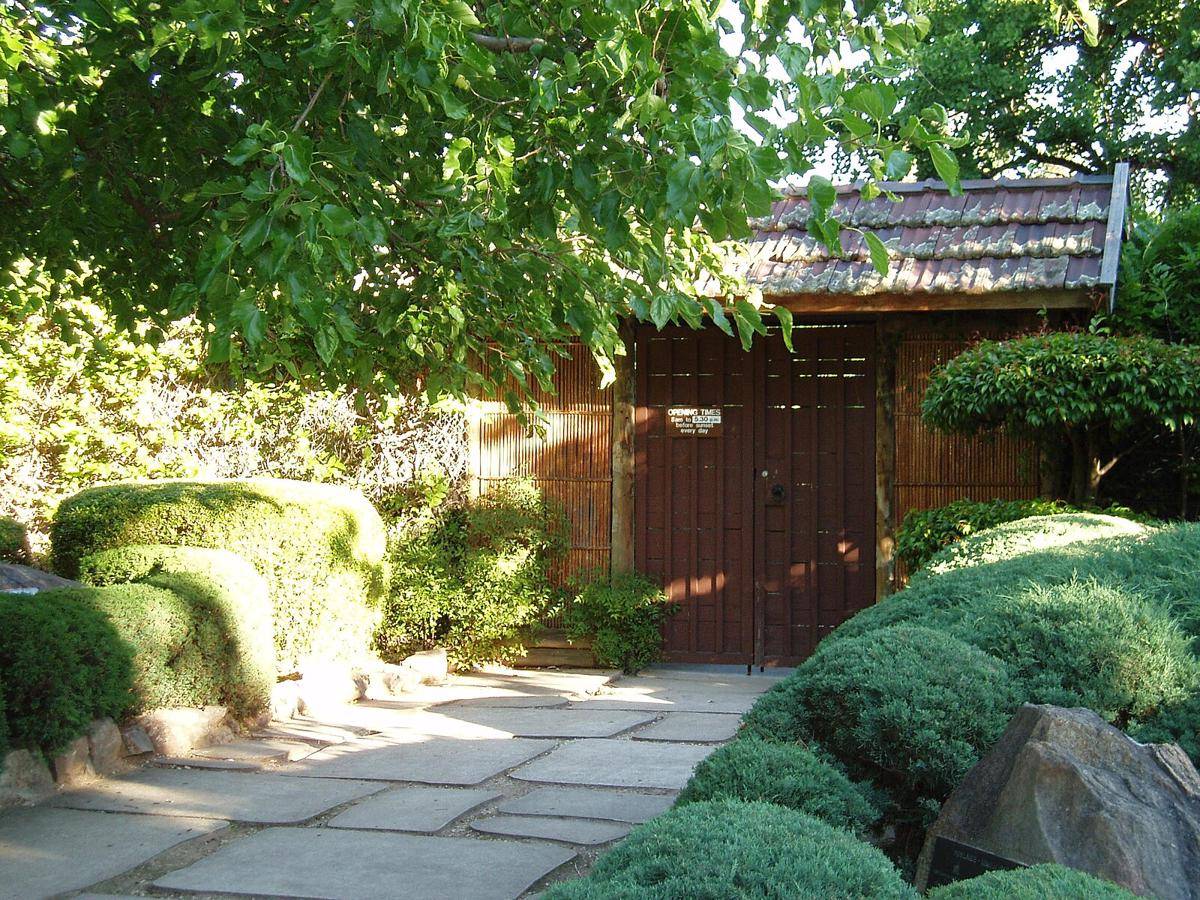 potret Adelaide Himeji Garden (commons.wikimedia.org/Donama)