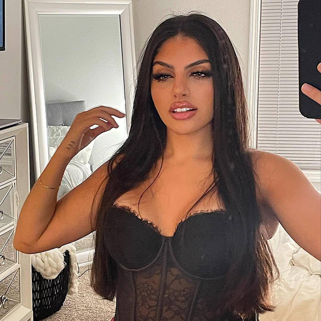 Huda Mustafa (instagram.com/hudabubbaaa)