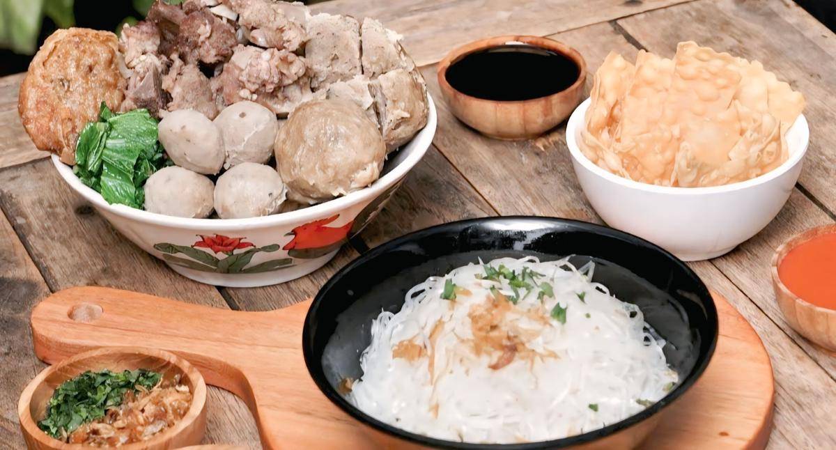 Bakso Semar Asli Cihampelas (google.com/maps/BAKSO SEMAR ASLI CIHAMPELAS)