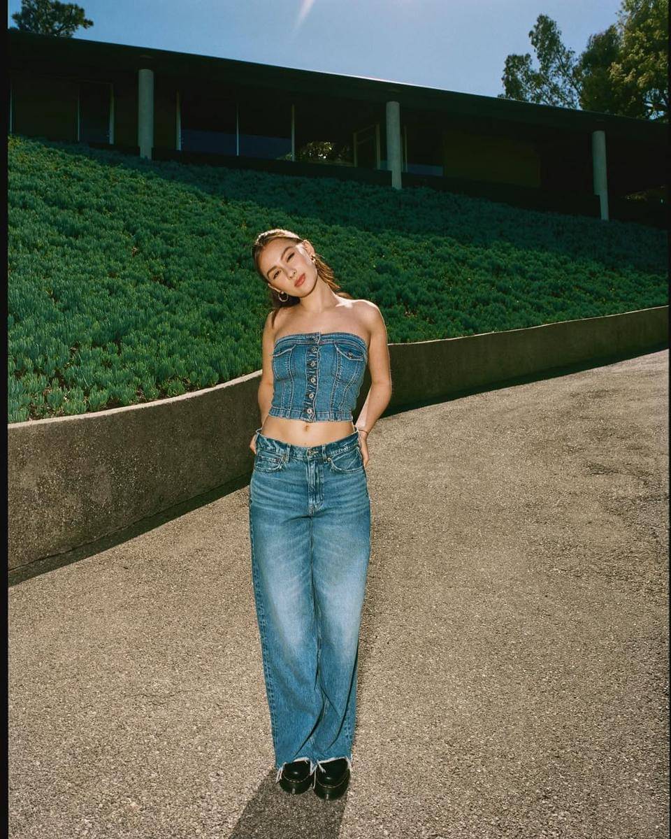 Style ala Lola Tung
