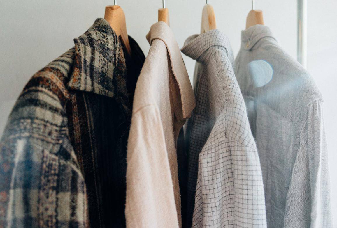 ilustrasi pakaian rayon (unsplash.com/Fernando Lavin) 