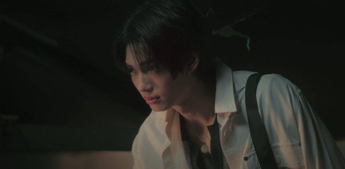 still cut Win Metawin di Enigma Black Stage (Dok.GMMTV/Enigma Black Stage)