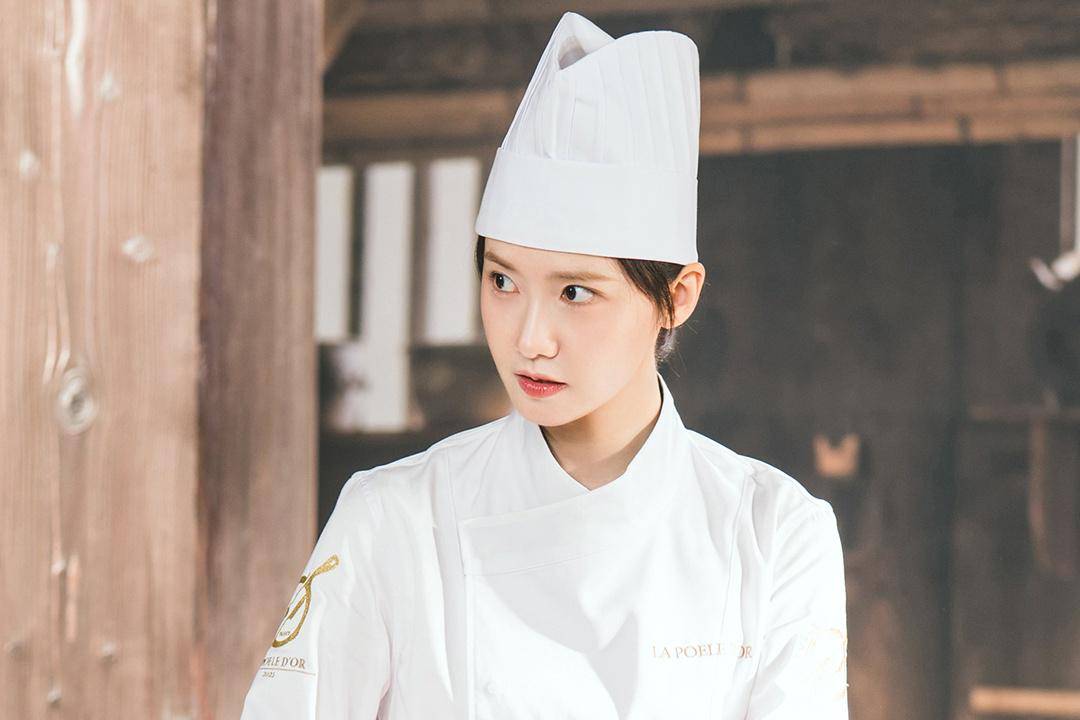 Yoona di drakor Bon Appetit, Your Majesty (dok. TVN/Bon Appetit, Your Majesty)