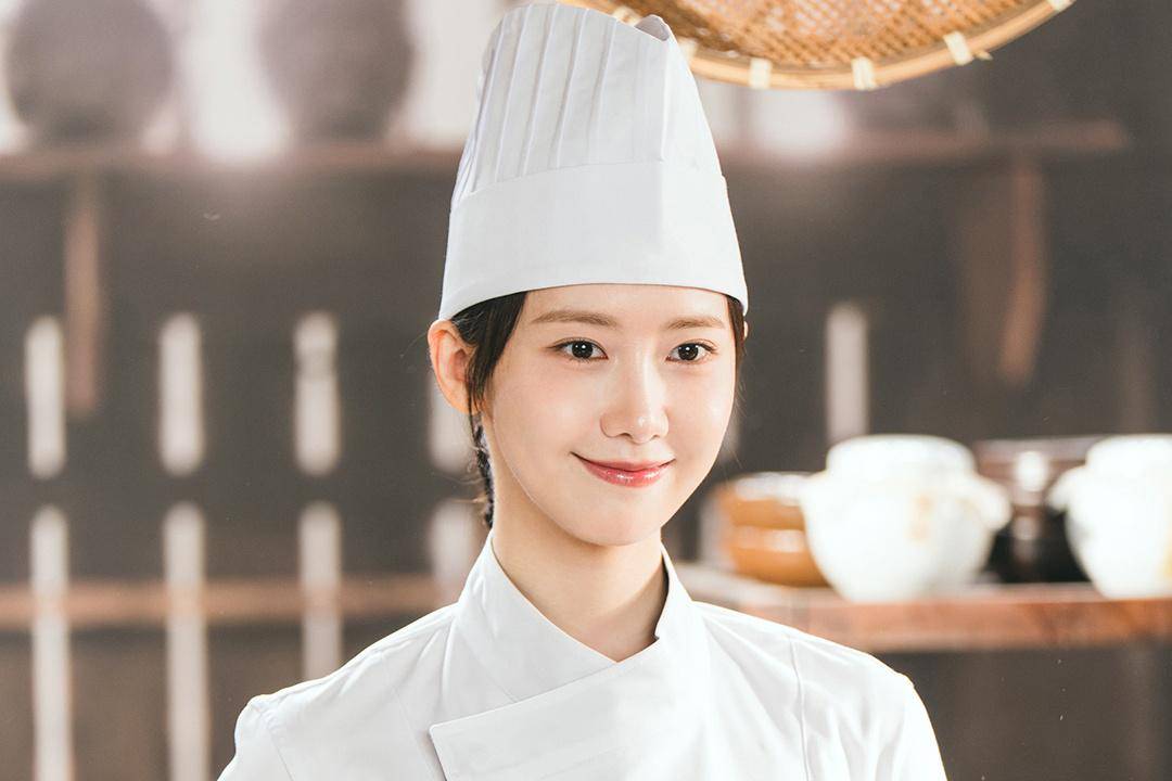 Cuplikan drakor Bon Appetit, Your Majesty (dok. TVN/Bon Appetit, Your Majesty)