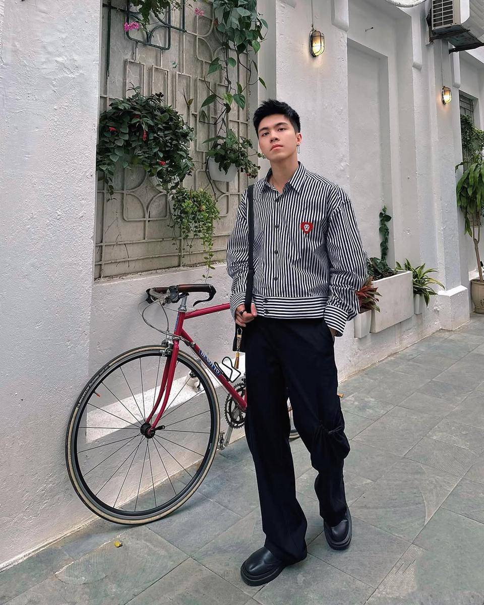 Gaya smart casual ala Quang Minh Tran