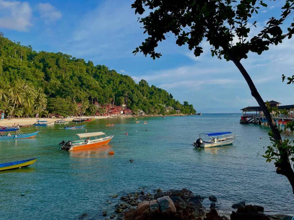 pemandangan di Perhentian Island (instagram.com/wanderingkiwi)