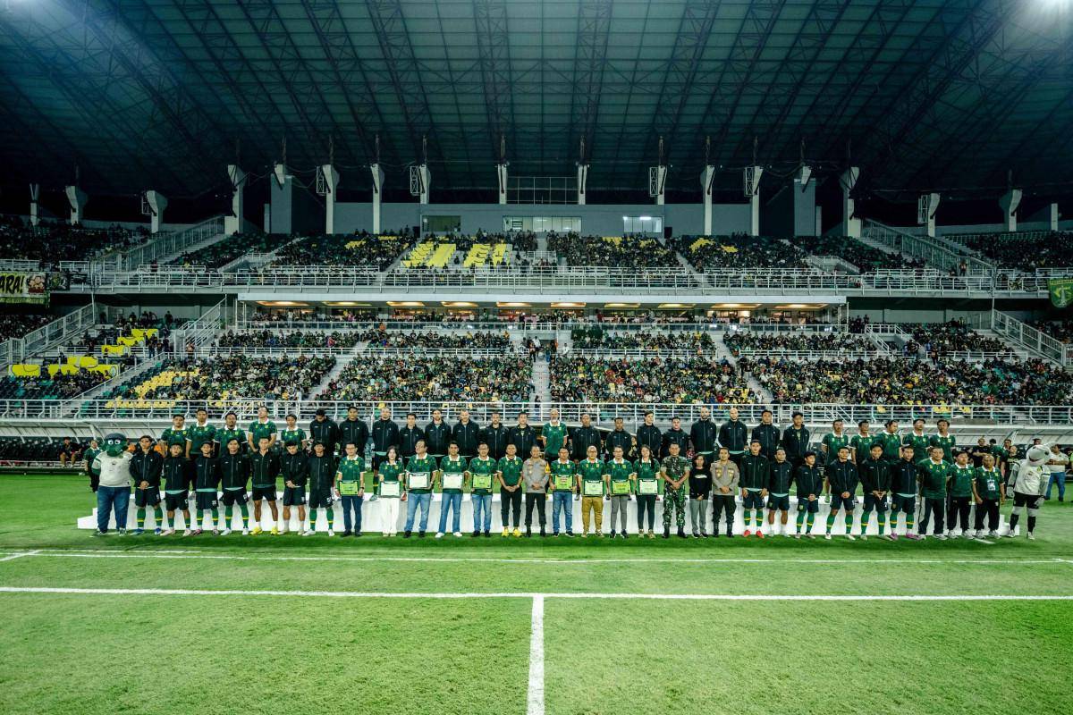 Full Team Persebaya (Website Official Persebaya)