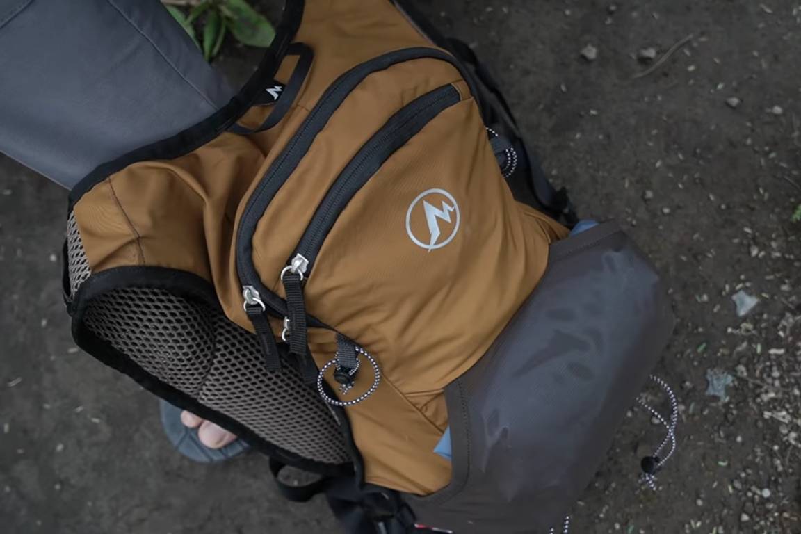 ilustrasi tas hydropack (youtube.com/Bang Ikiw Television)