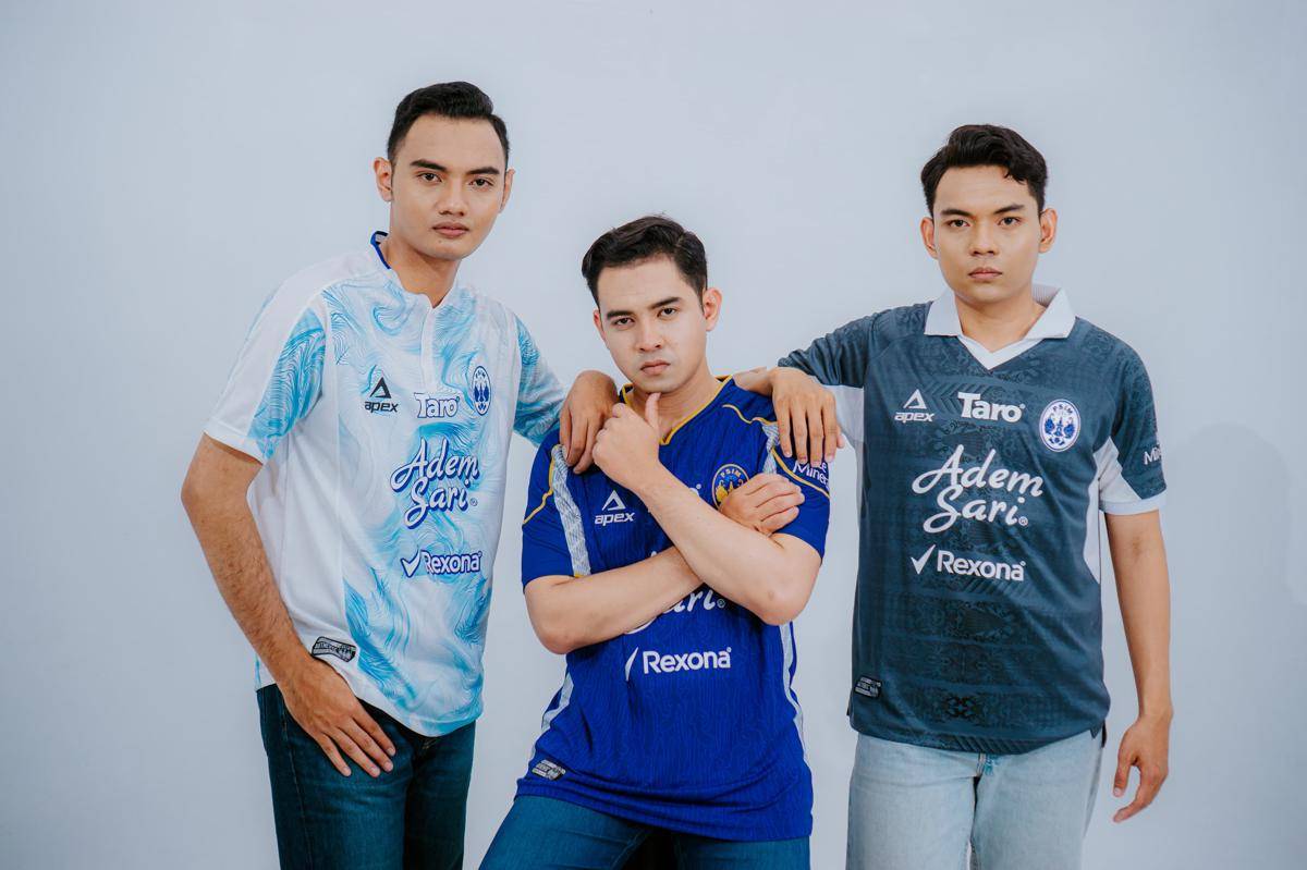 Potret jersey kandang dan tandang PSIM Yogyakarta di Super League 2025/2026. (psimjogja.id)
