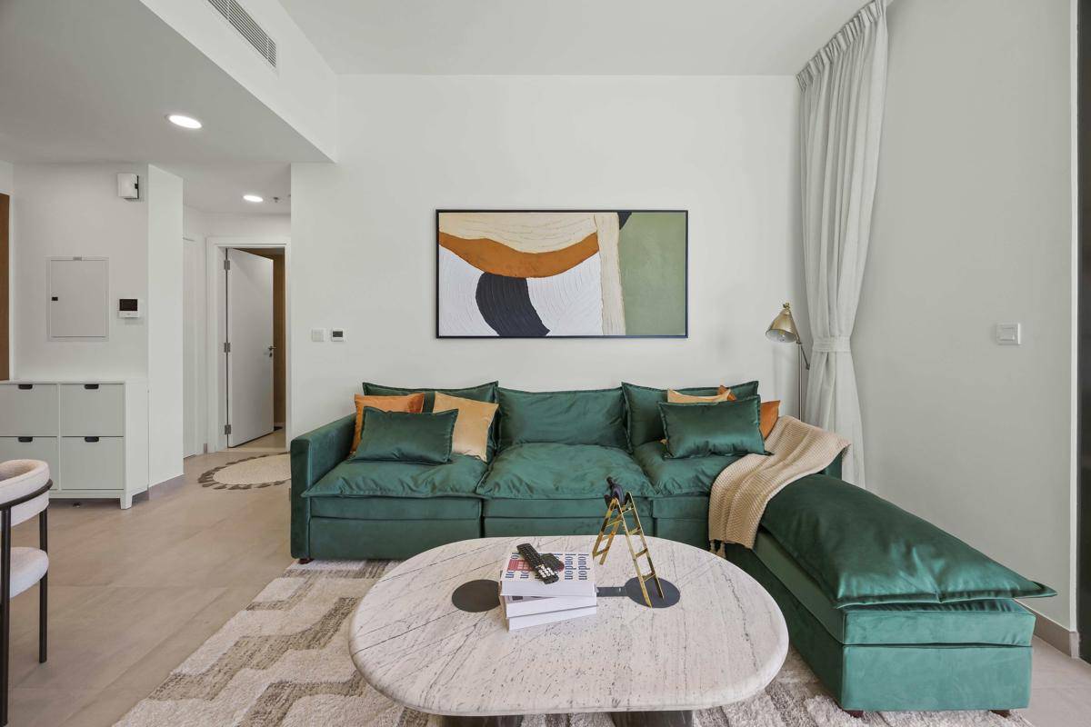 inspirasi rumah bertema skandinavia colorful (unsplash.com/JJ Nubi)