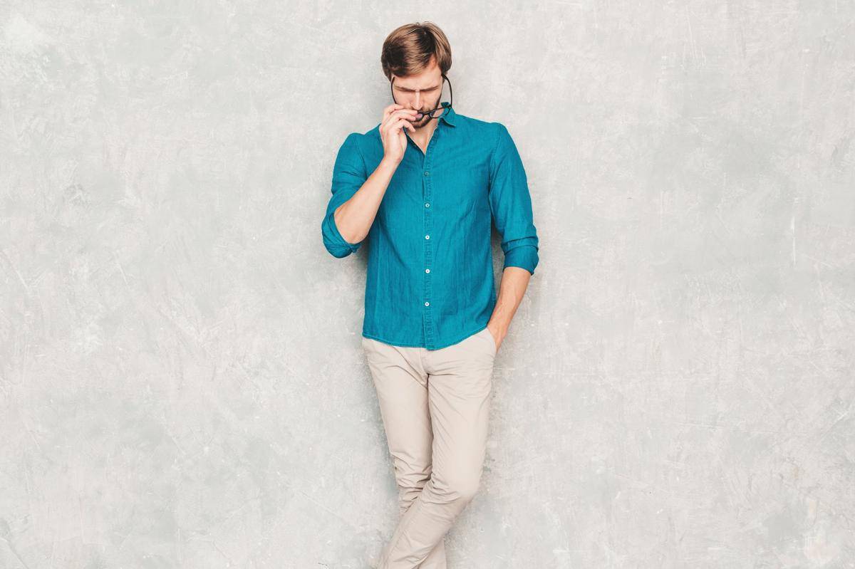 ilustrasi outfit pria (freepik.com/halayalex) 