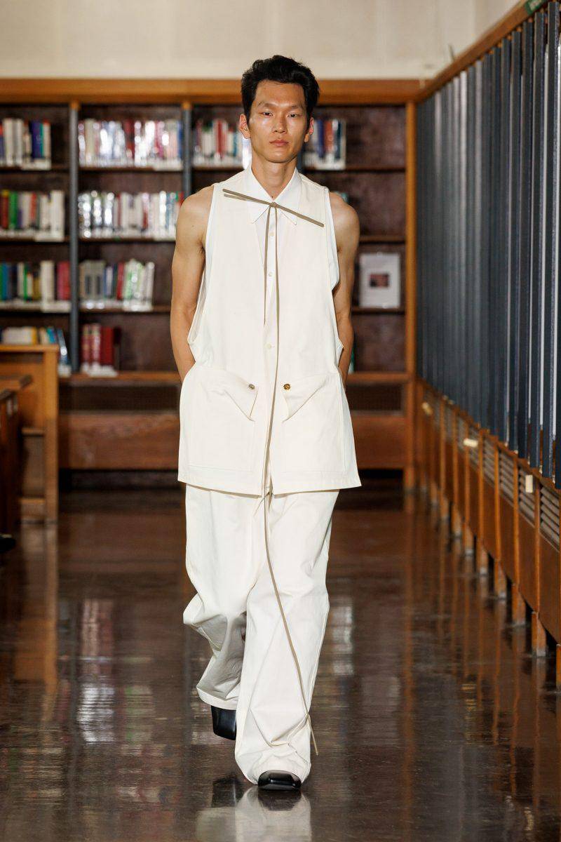 Koleksi Sean Suen S/S '26 di Paris Fashion Week Menswear (instagram.com/sean_suen)