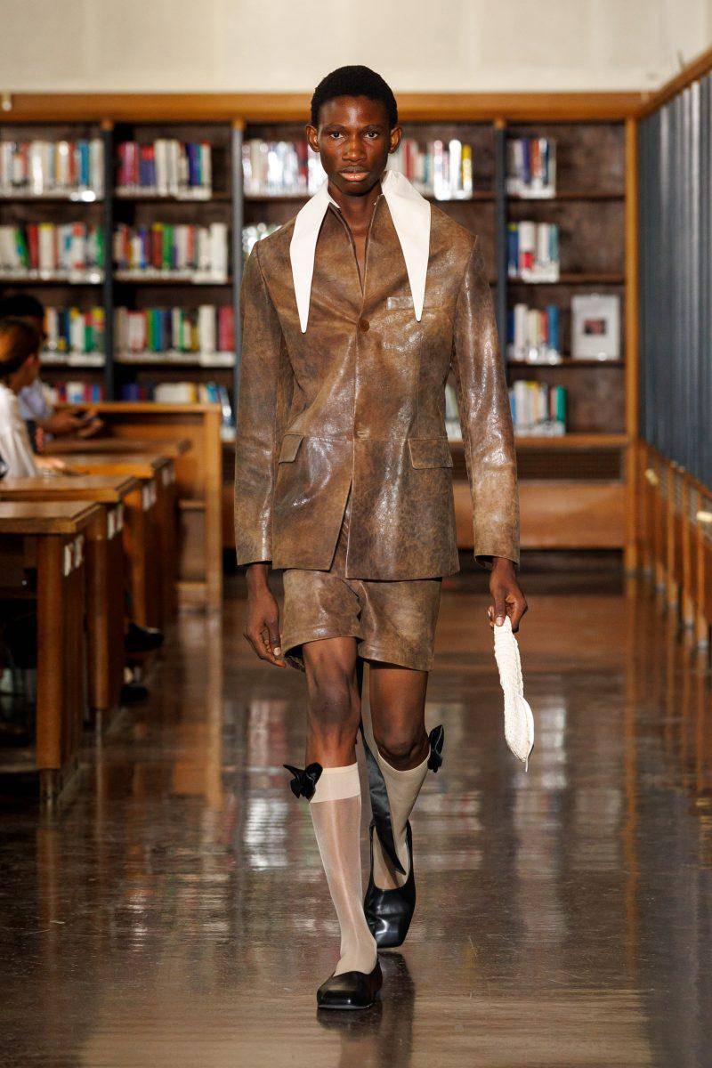 Koleksi Sean Suen S/S '26 di Paris Fashion Week Menswear (instagram.com/sean_suen)