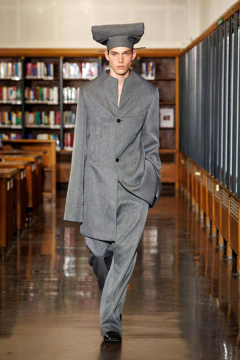 Koleksi Sean Suen S/S '26 di Paris Fashion Week Menswear (instagram.com/sean_suen)