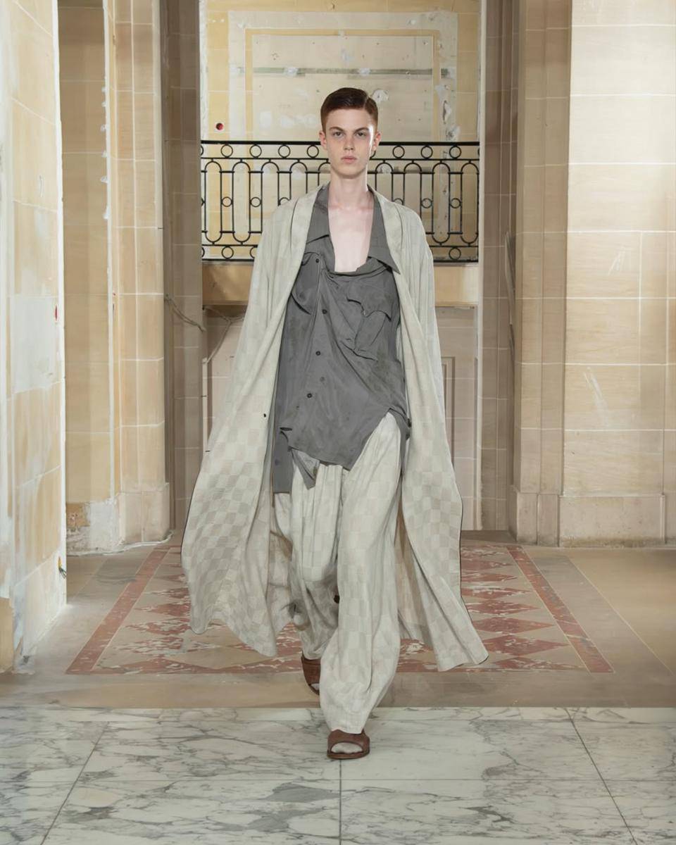 Koleksi Ziggy Chen S/S '26 di Paris Fashion Week Menswear (instagram.com/ziggy_chen)