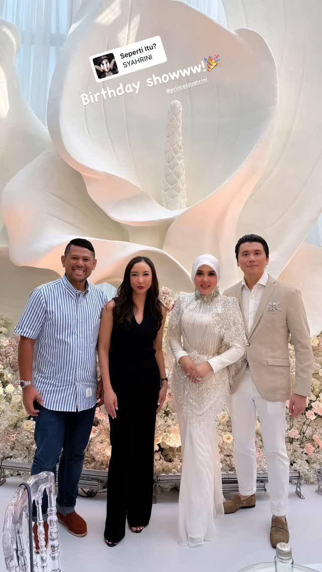 Artis di Private Birthday Party Syahrini (Instagram.com/rennysutiyoso)