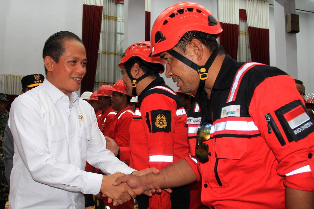 antarafoto-apel-kesiapsiagaan-penanganan-karhutla-di-kalbar-1754233439.jpg