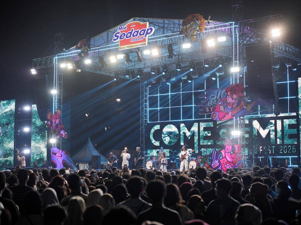Penampilan Barasuara memeriahkan Big Bang Stage di hari ketiga Come See Mie Bandung 2025.jpg