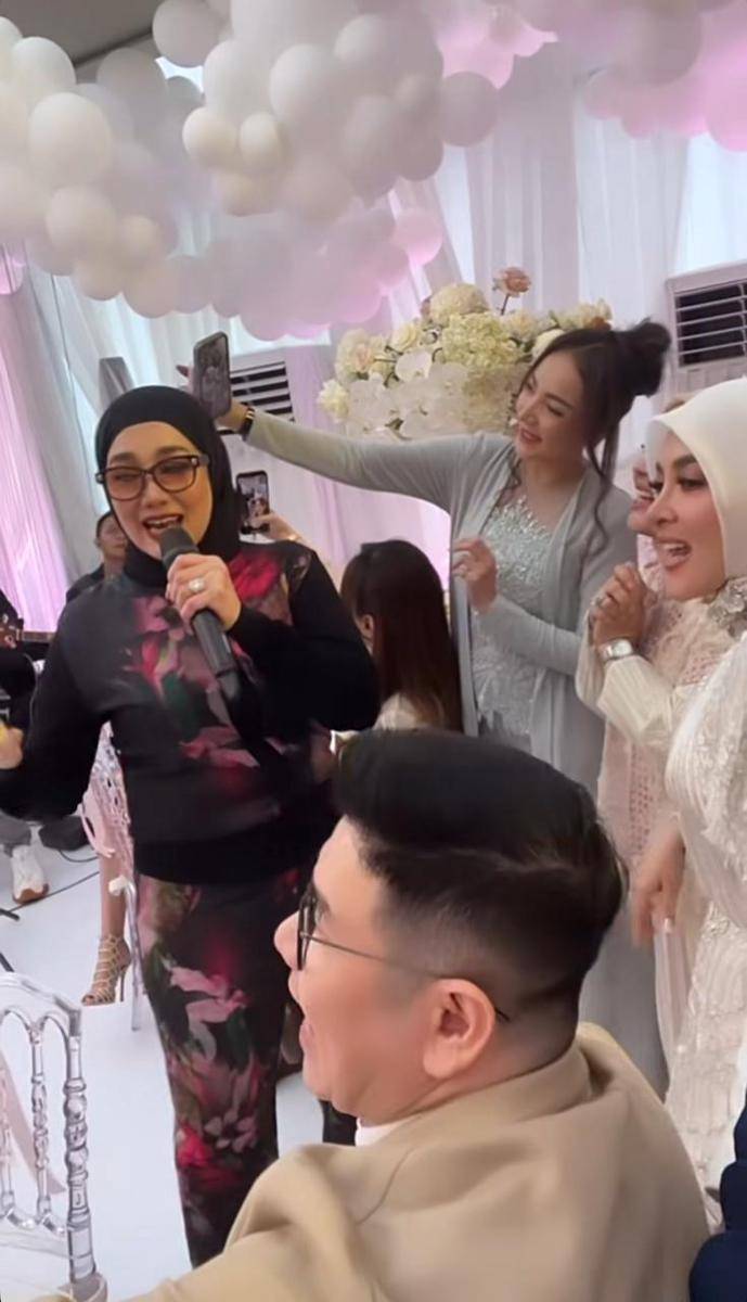 Artis di Private Birthday Party Syahrini (Instagram.com/rezaartameviaofficial)