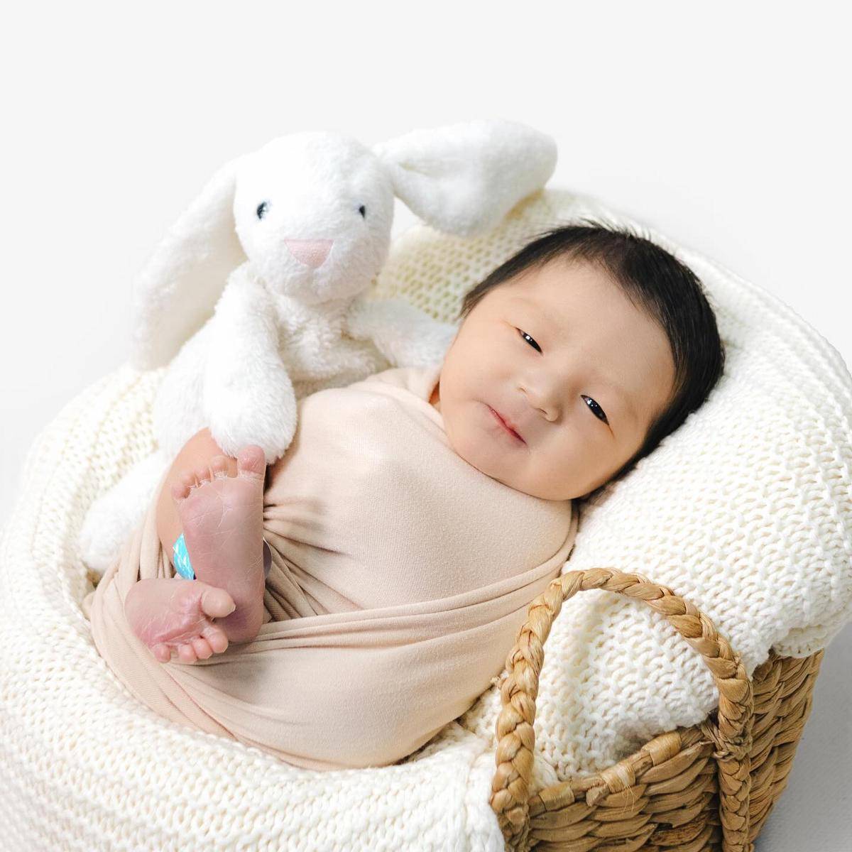 Potret Perdana Baby Andrew Neil (Instagram.com/eri.carl)
