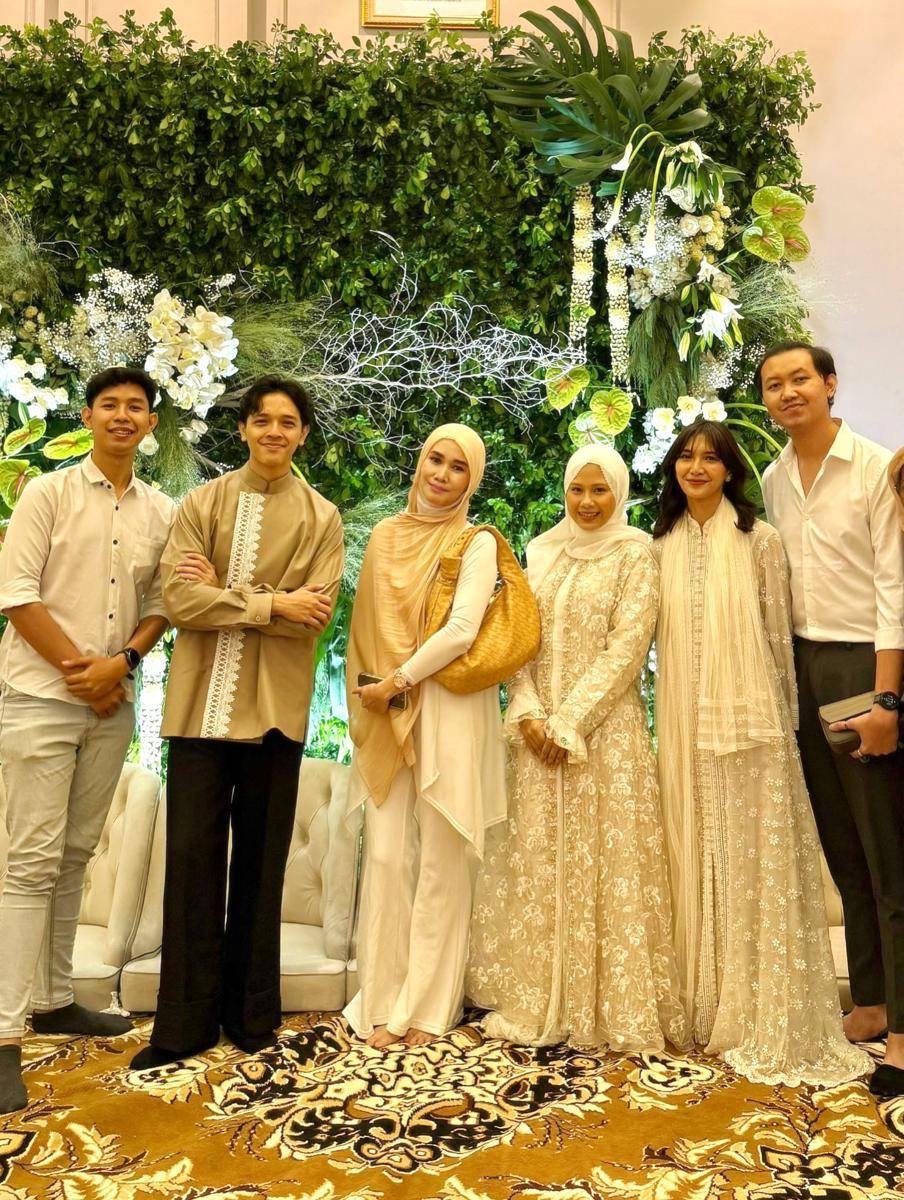 pengajian Nadin Amizah jelang menikah (instagram.com/meiza_dee)
