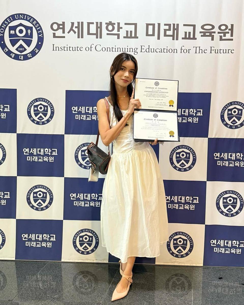 Sabrina Chairunnisa lulus program Summer School di Korea