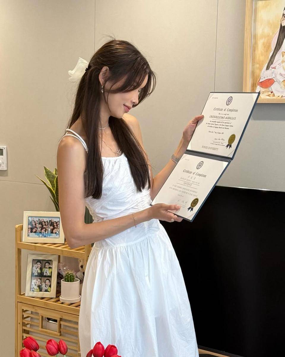 Sabrina Chairunnisa lulus program Summer School di Korea