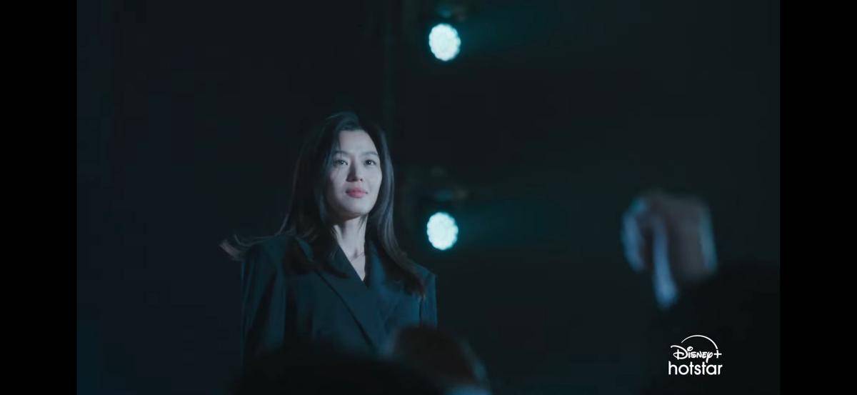 Potret Jun Ji Hyun di drama korea Tempest 2025 (Dok. Disney+ Hotstar Indonesia/Tempest)
