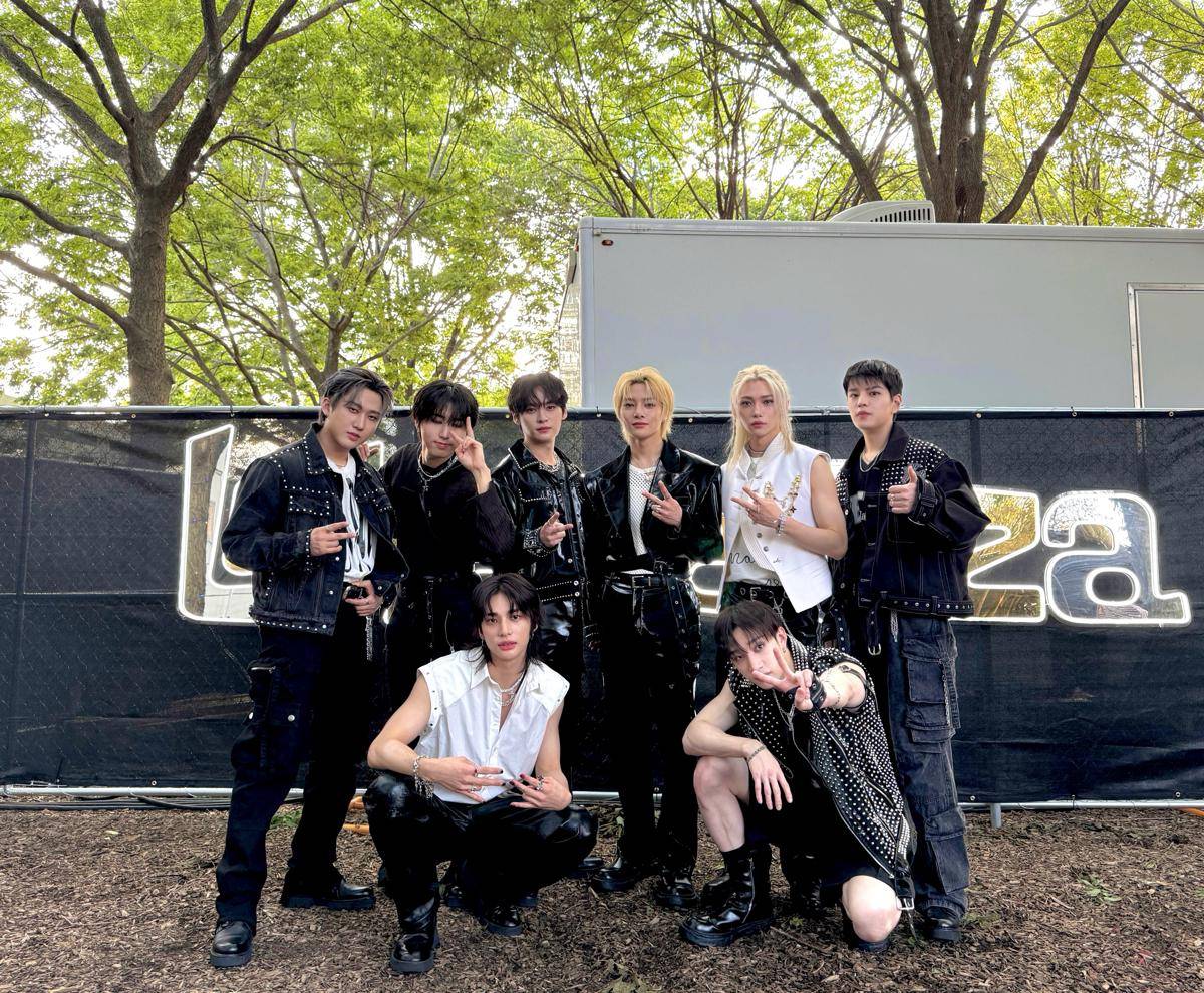 Stray Kids (x.com/Stray_Kids)